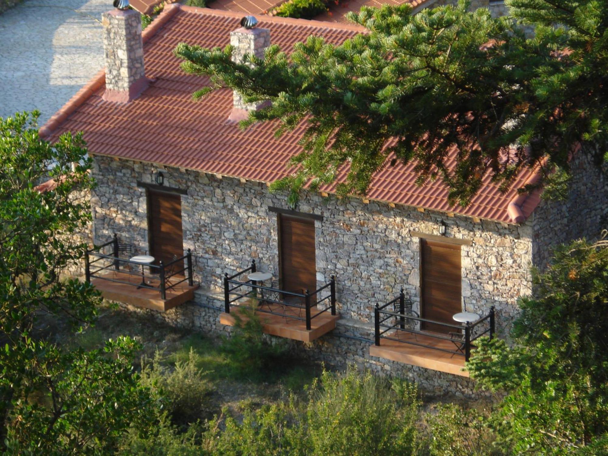 Georgio'S V Chalet Kalavrita Exterior photo